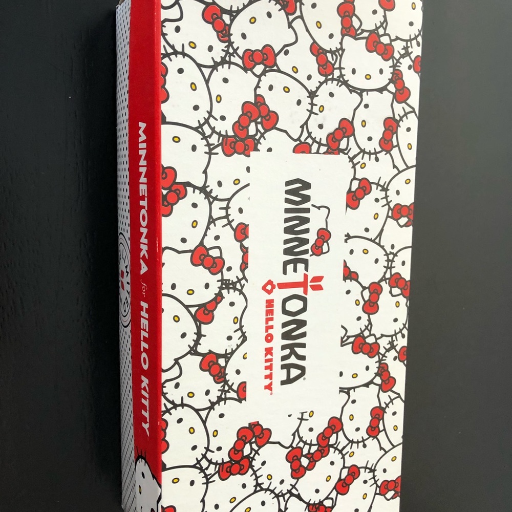 Minnetonka hello kitty